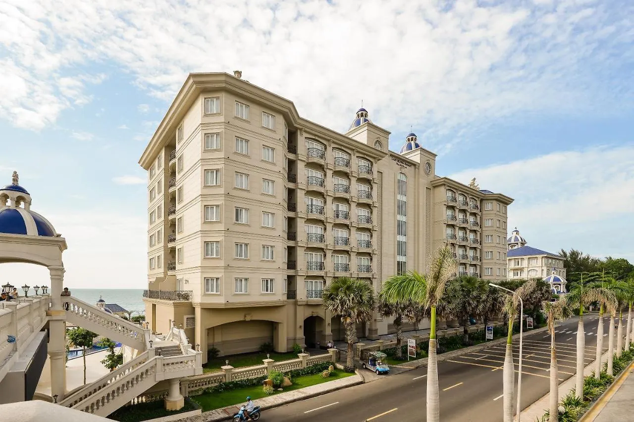 Lan Rung Beach Resort Long Hải