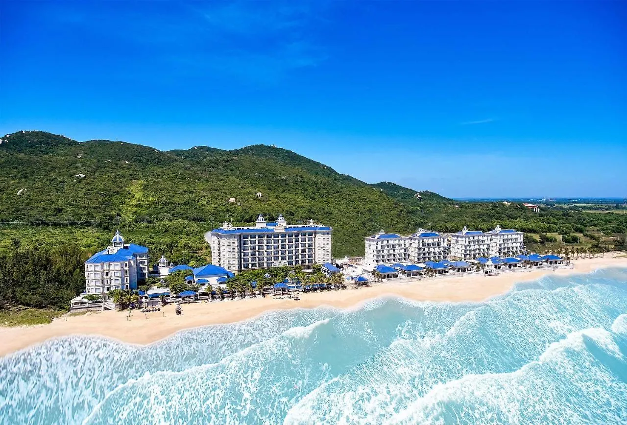 Lan Rung Beach Resort Long Hải 4*,