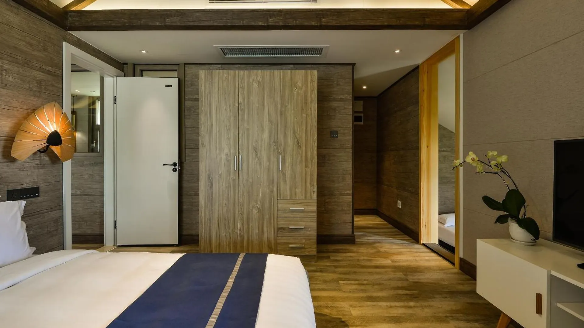 Lan Rung Beach Resort Long Hải 4*,