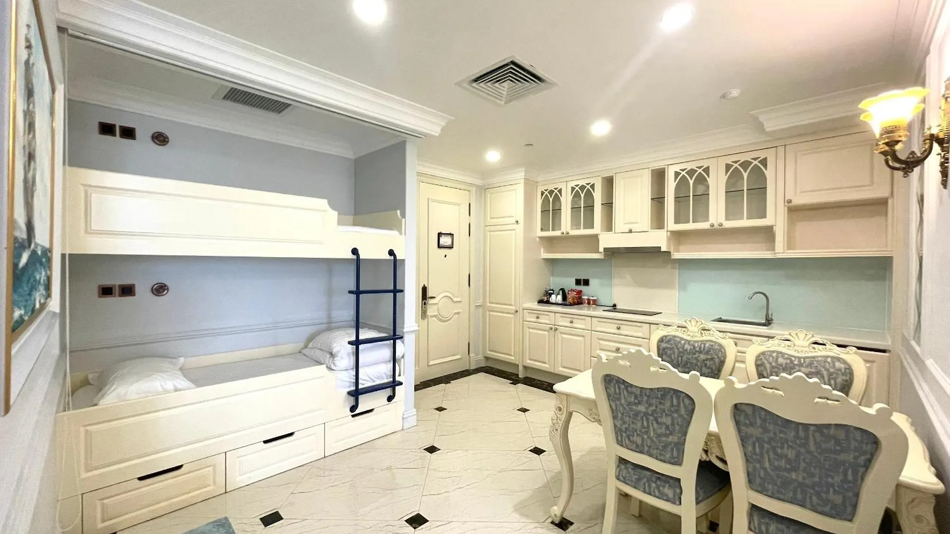 Lan Rung Beach Resort Long Hải