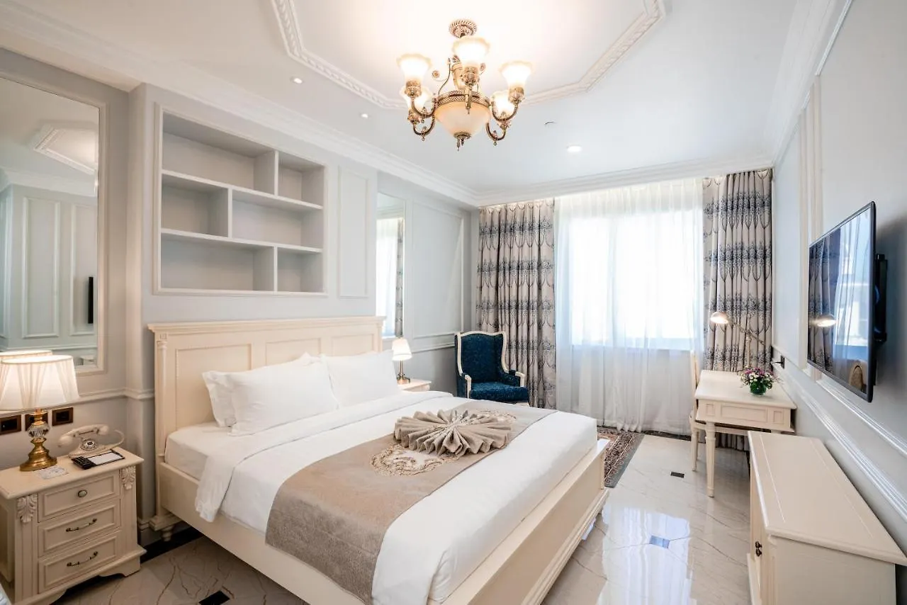 Lan Rung Beach Resort Long Hải